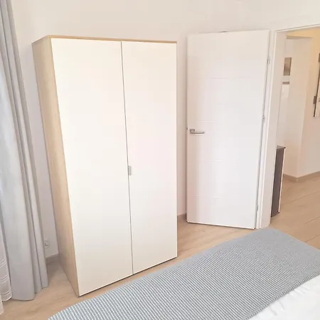 Grand Apartament - Bezproblemowy Ogolnie Dostepny Parking, Blisko Szpital Arkonska *