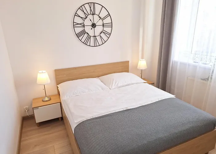 Grand - Prywatny Parking, Blisko Szpital Arkonska アパート シュチェチン